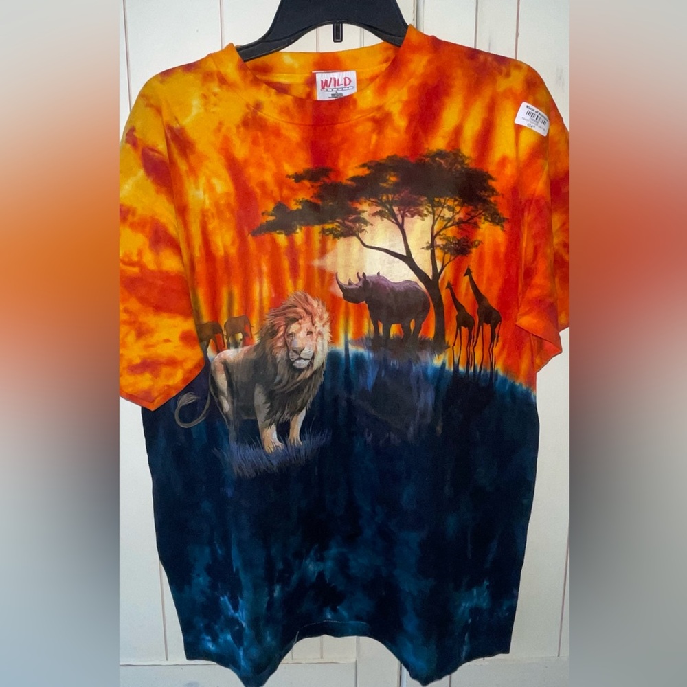 NWT Wild Safari Tie Dyed Shirt Size L Lion Animals Africa